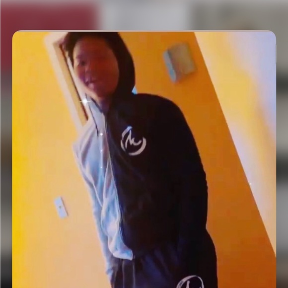 Men’s brand new Montiago split color, jogging suit - Picture 2 of 3